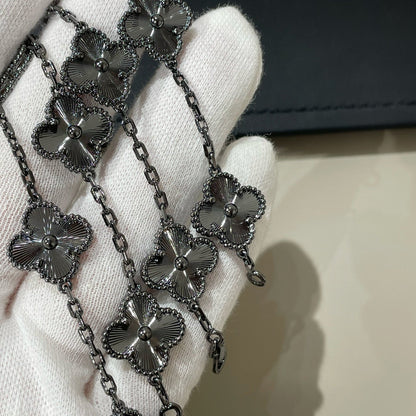 [Lumina]CLOVER 5 MOTIF BLACK BRACELET