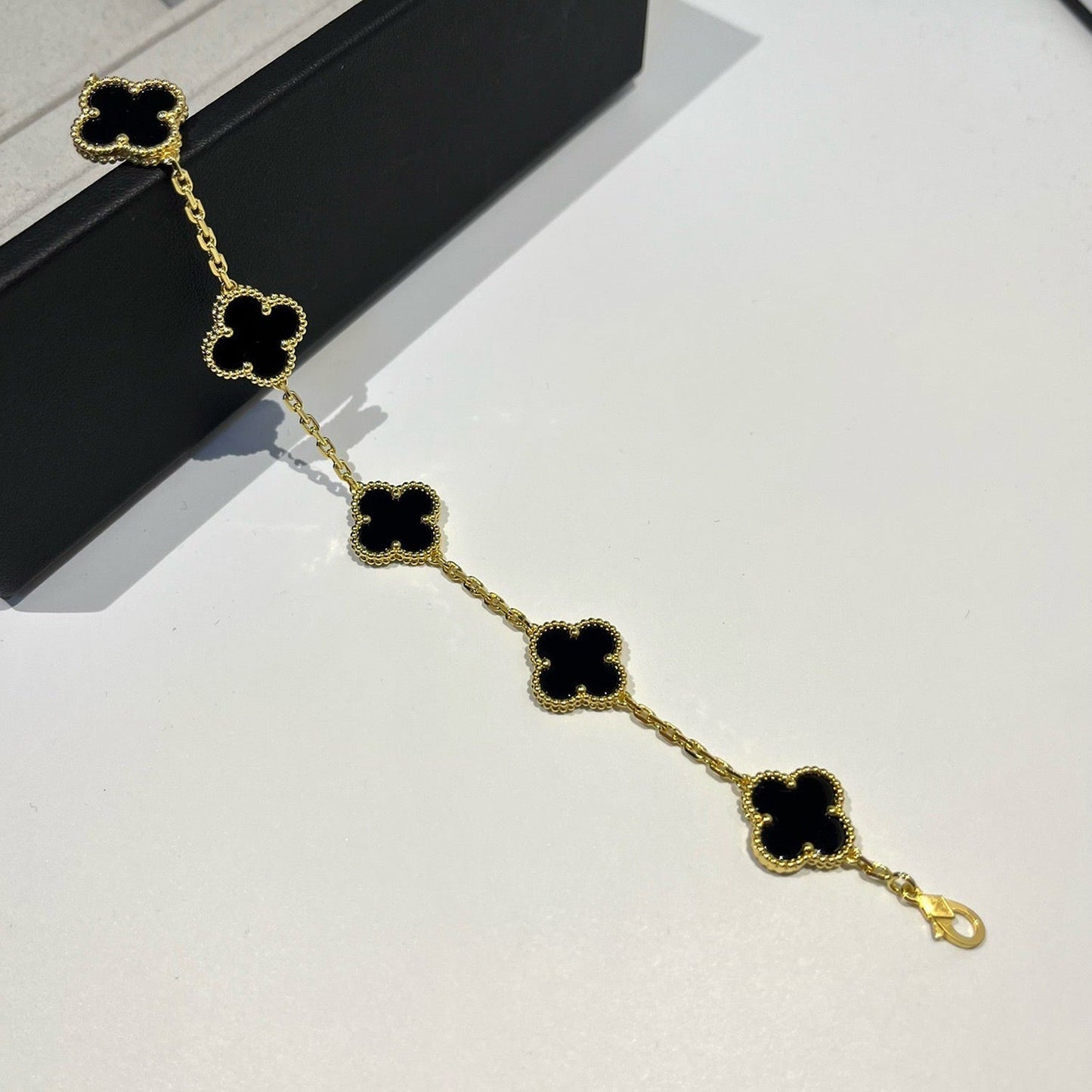 [Lumina] CLOVER 5 MOTIF ONYXS BRACELET COLLECTION
