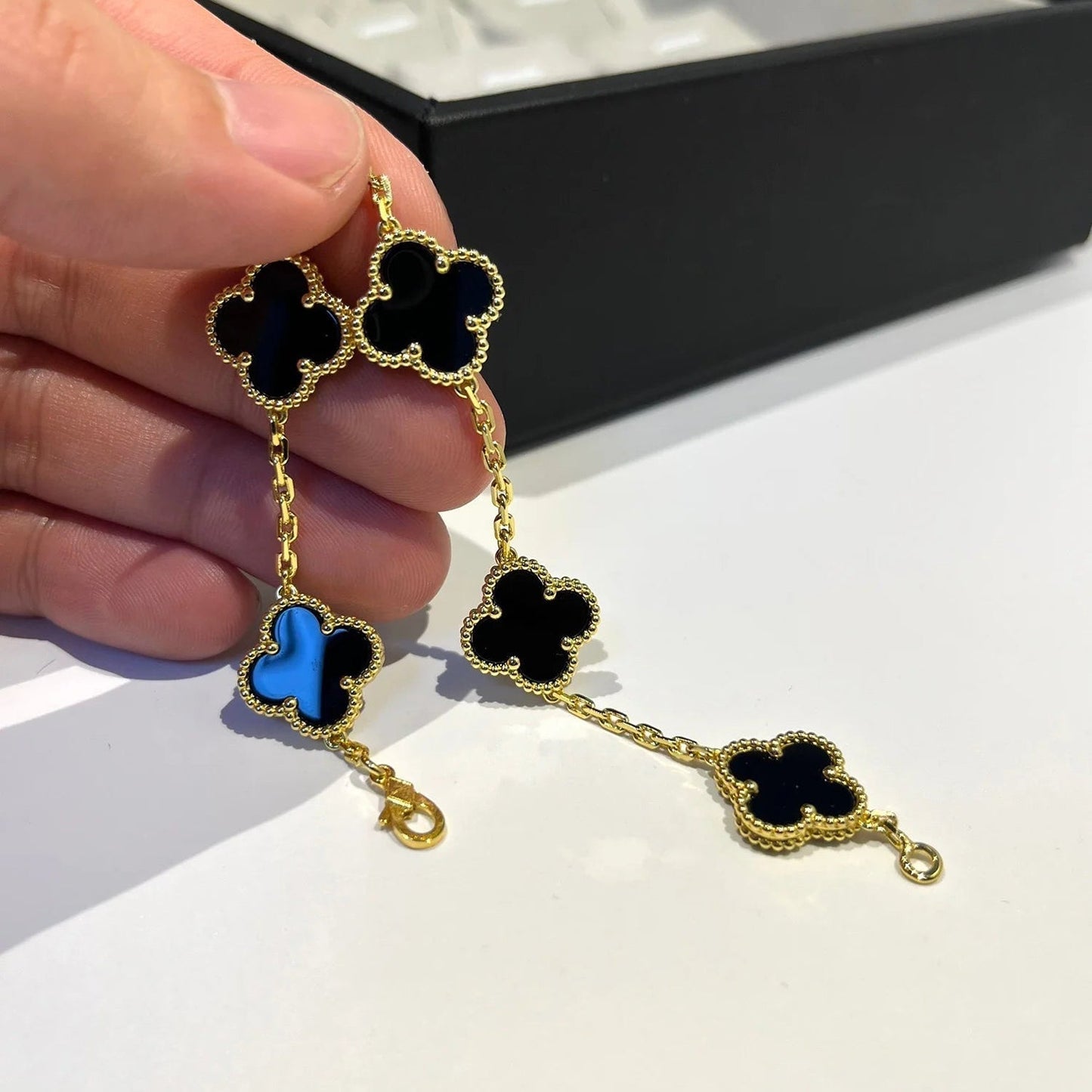 [Lumina] CLOVER 5 MOTIF ONYXS BRACELET COLLECTION
