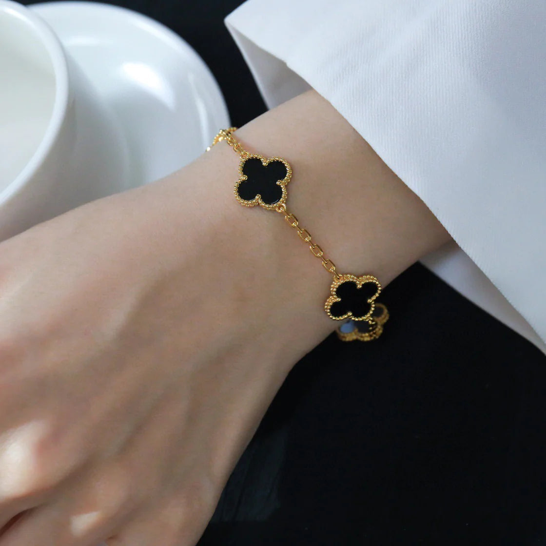 [Lumina] CLOVER 5 MOTIF ONYXS BRACELET COLLECTION
