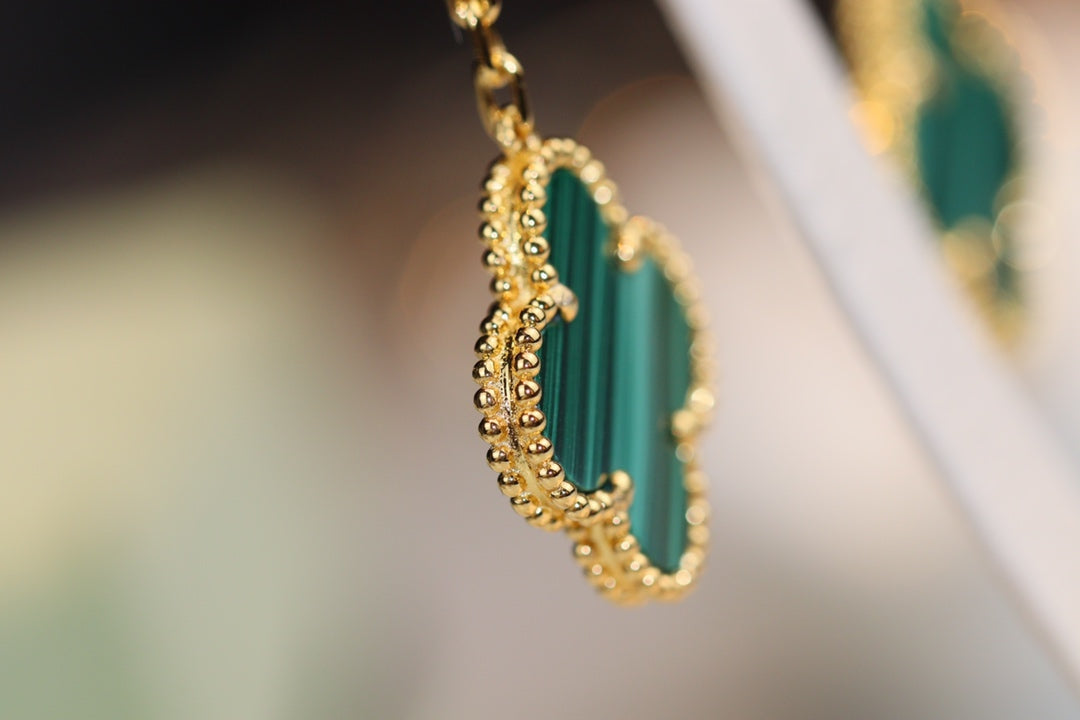 [Lumina]CLOVER EARRINGS GOLD MALACHITE DIAMOND 3 MOTIF