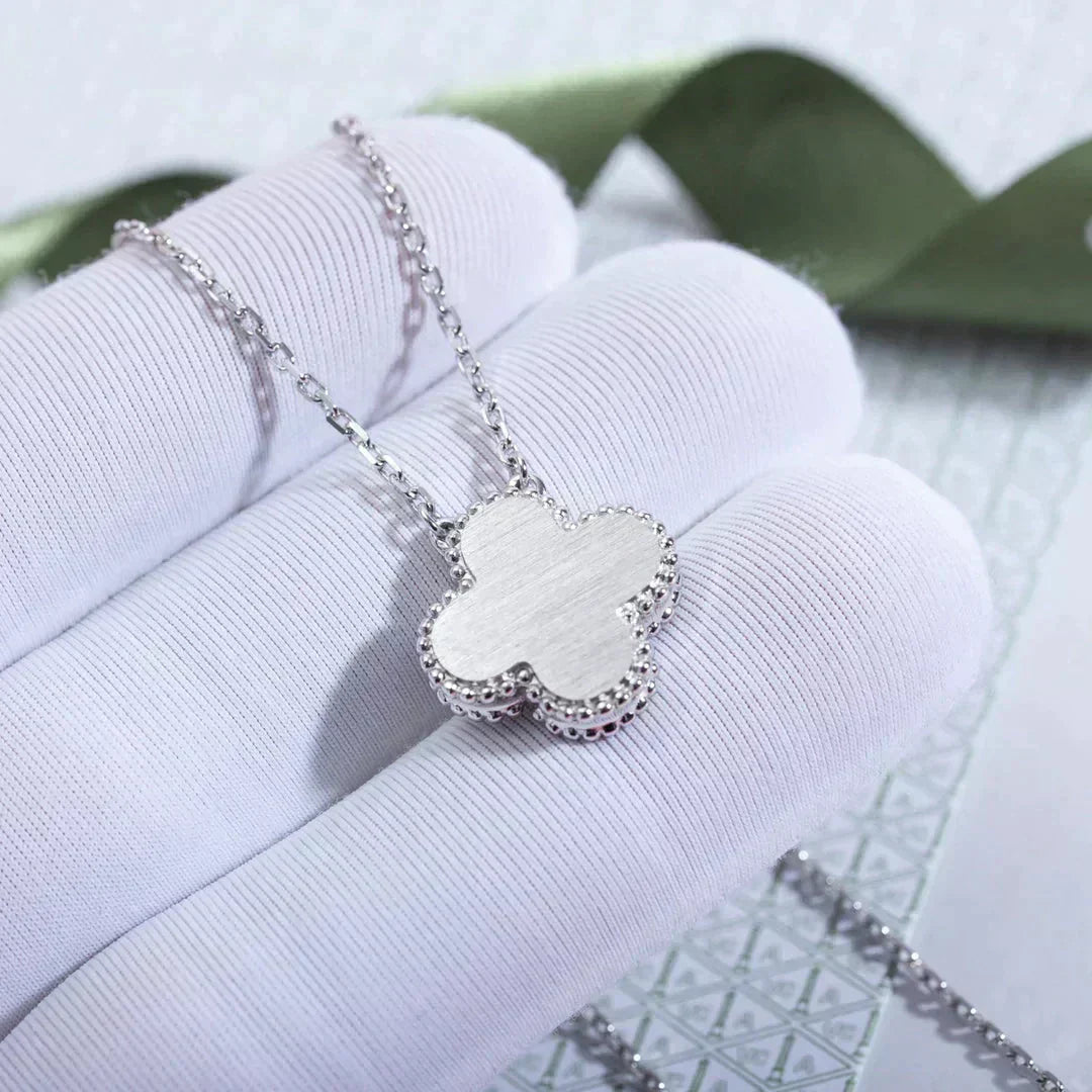 [Lumina]CLOVER  15MM DIAMOND LASER NECKLACE SILVER
