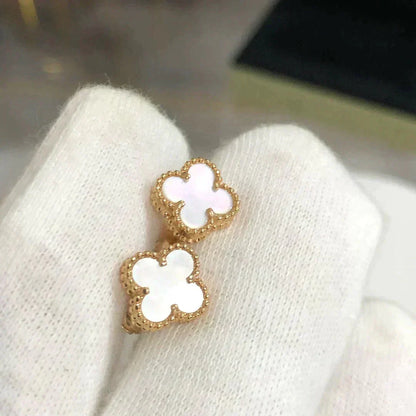 [Lumina]CLOVER MINI 9.5MM WHITE MOP EARRINGS
