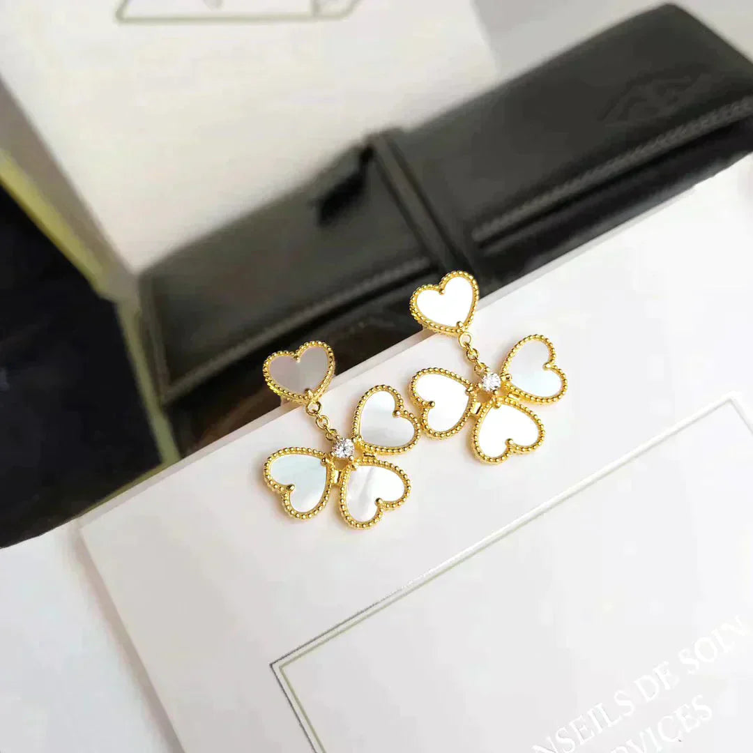 [Lumina]CLOVER SWEET WHITE MOP EARRINGS