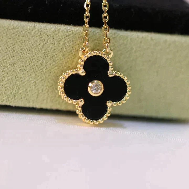 [Lumina]CLOVER 15MM DIAMOND ONYX NECKLACE