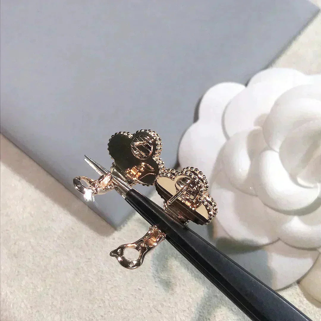 [Lumina]CLOVER MEDIUM 1 MOTIFS  PINK MOP DIAMOND EARRINGS