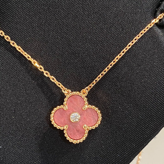 [Lumina]CLOVER 15MM DIAMOND RHODONITE NECKLACE