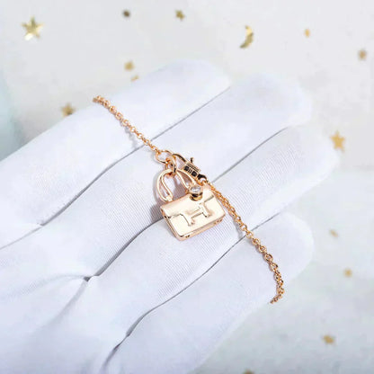 [Lumina]AMULETTE PEDANT Lumina GOLD NECKLACE