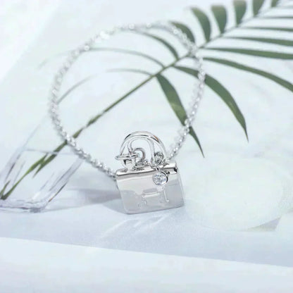 [Lumina]AMULETTE PEDANT SILVER NECKLACE
