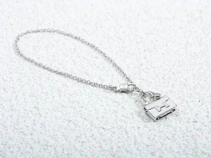 [Lumina]AMULETTE PEDANT SILVER NECKLACE