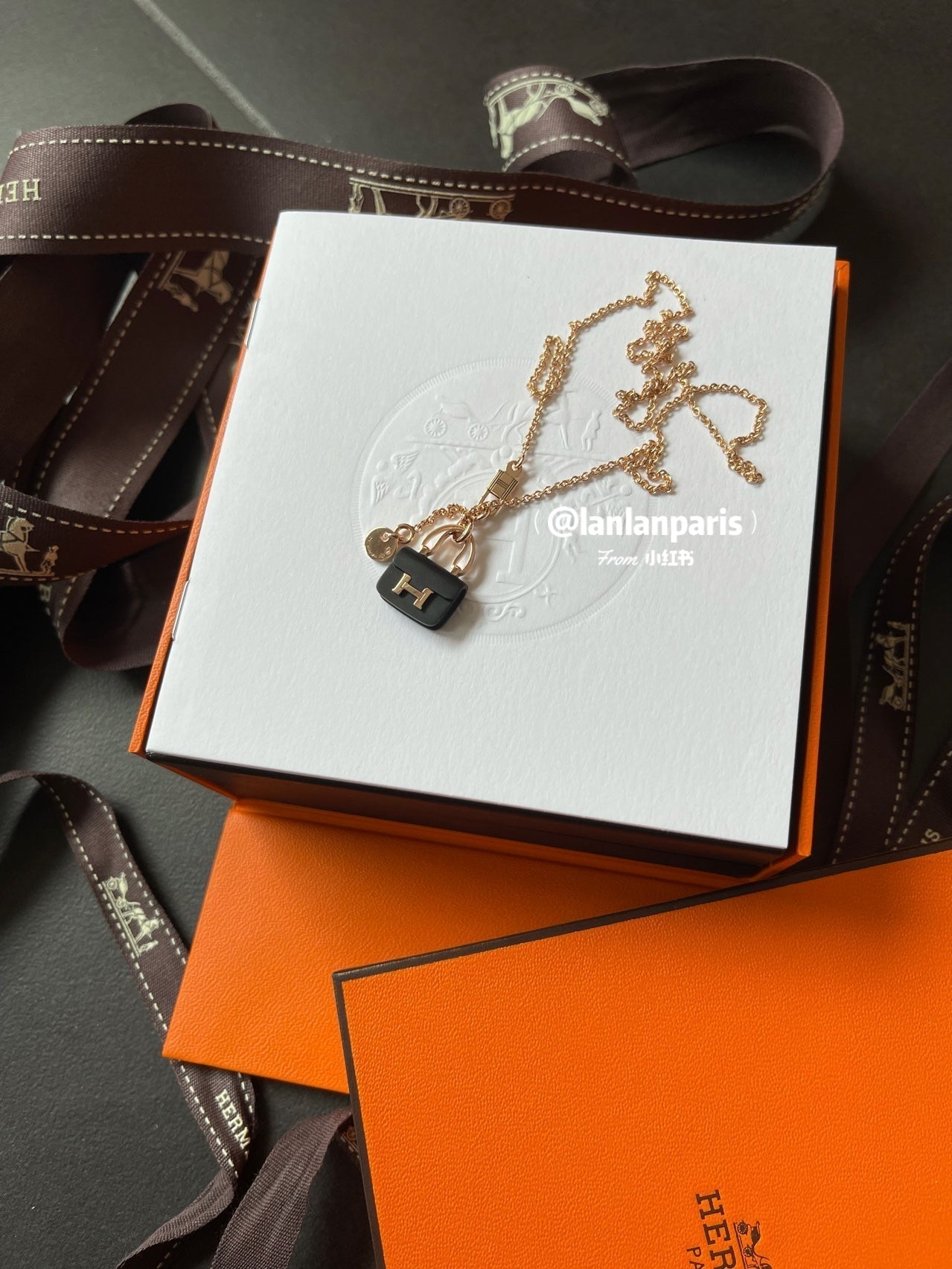 [Lumina]CONSTANCE BLACK PEDANT PINK GOLD NECKLACE