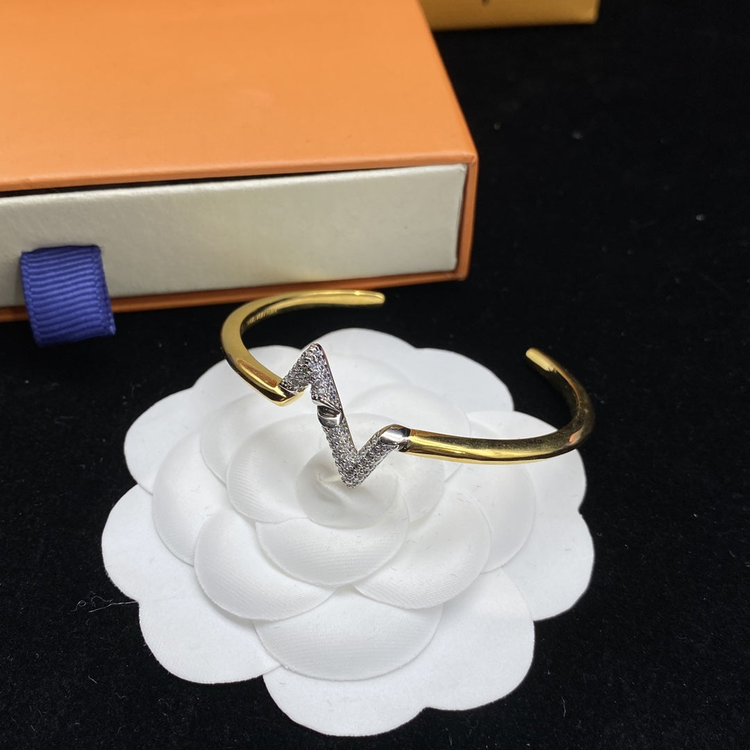 [Lumina]VOLTE UPSITE DOWN DIAMOND GOLD OPEN BRACELET