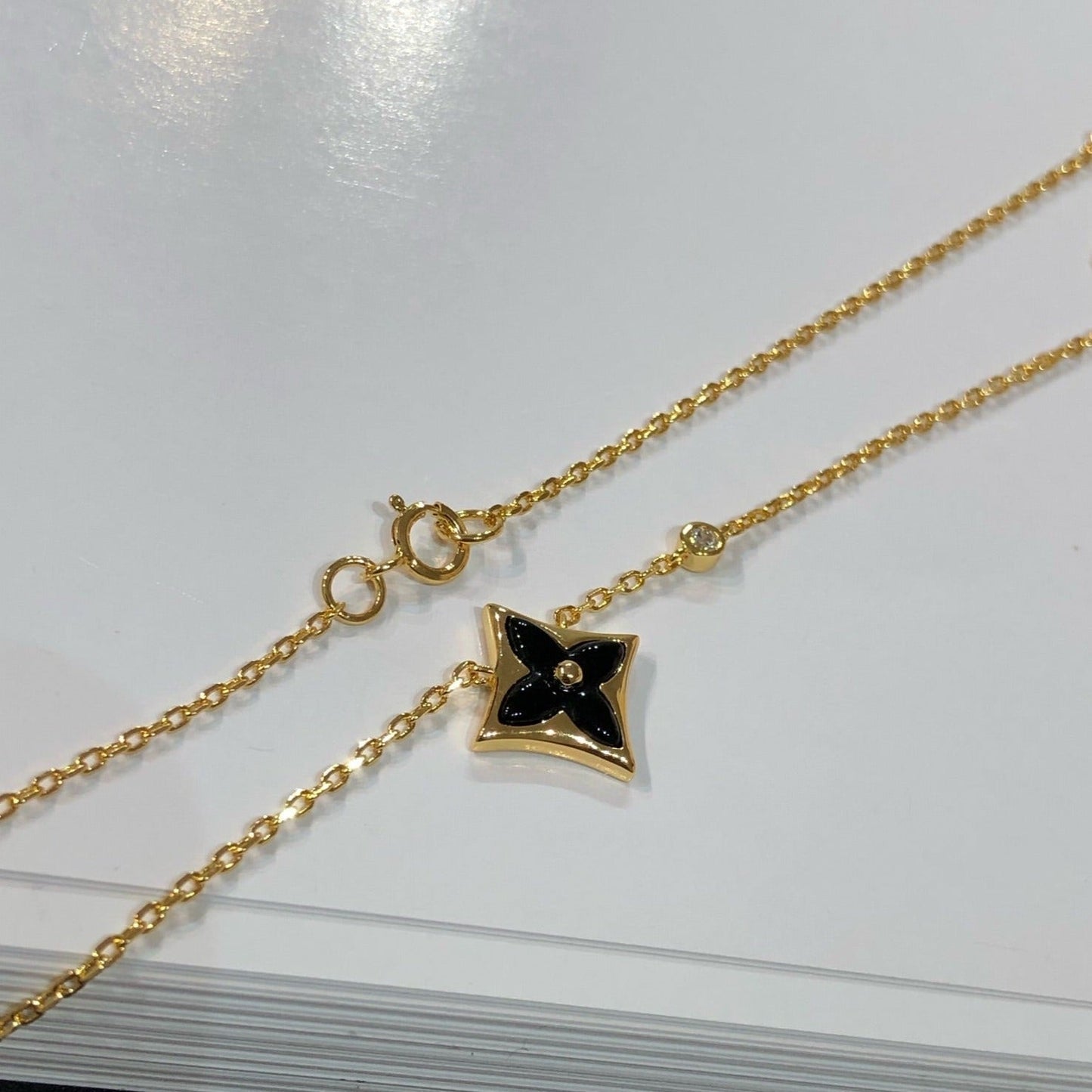 [Lumina]STAR BLACK MOP NECKLACE