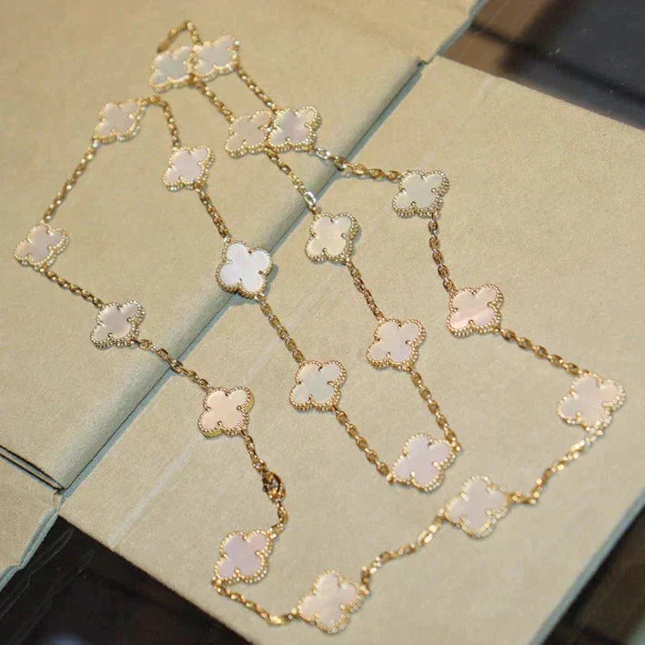 [Lumina]CLOVER 20 MOTIFS WHITE MOP NECKLACE