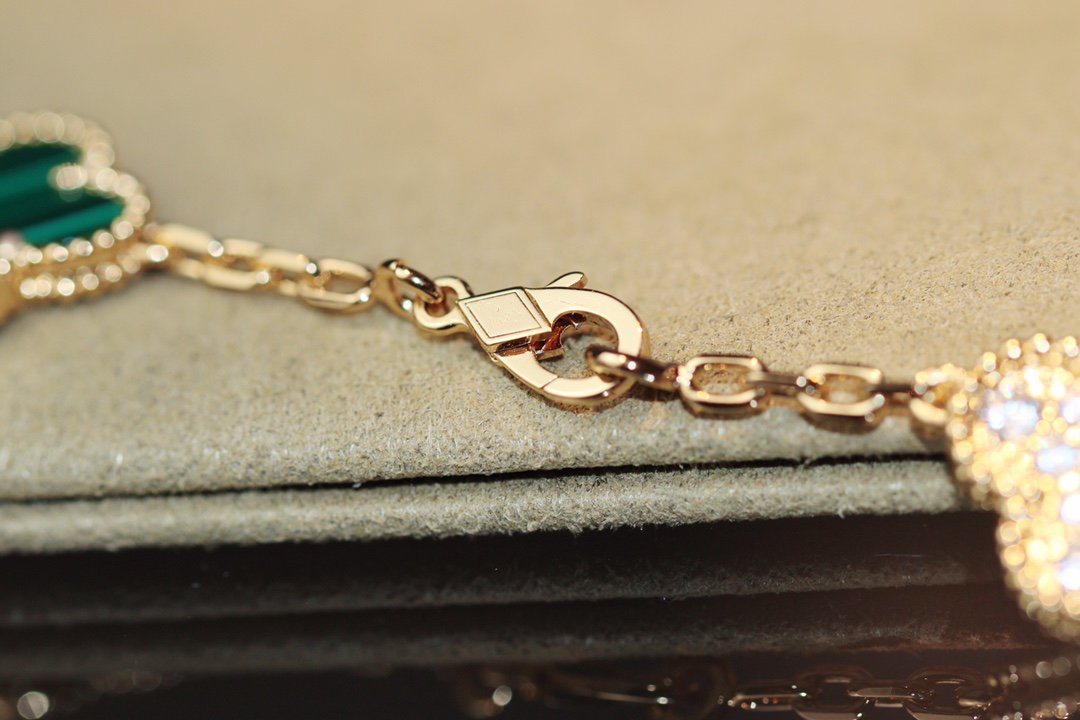 [Lumina]CLOVER 20 MOTIFS ONYX Lumina GOLD