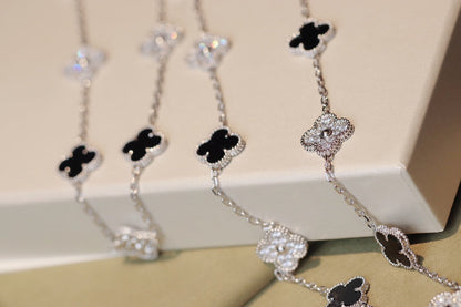 [Lumina]CLOVER 20 MOTIFS ONYX DIAMOND SILVER