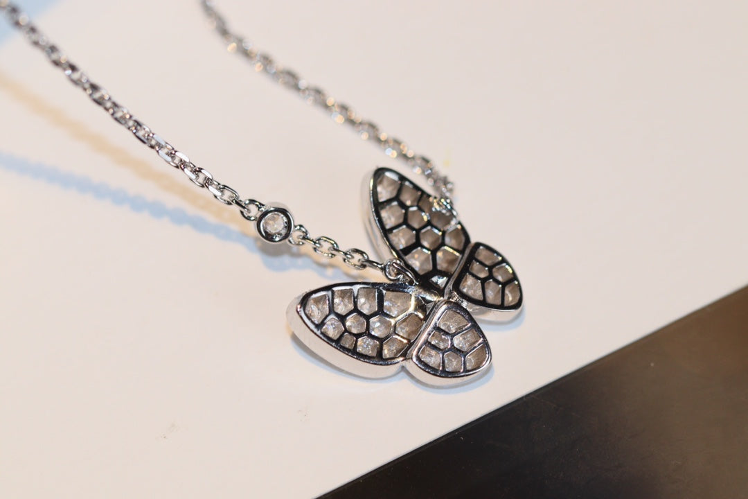[Lumina]BUTTERFLY DIAMOND NECKLACE