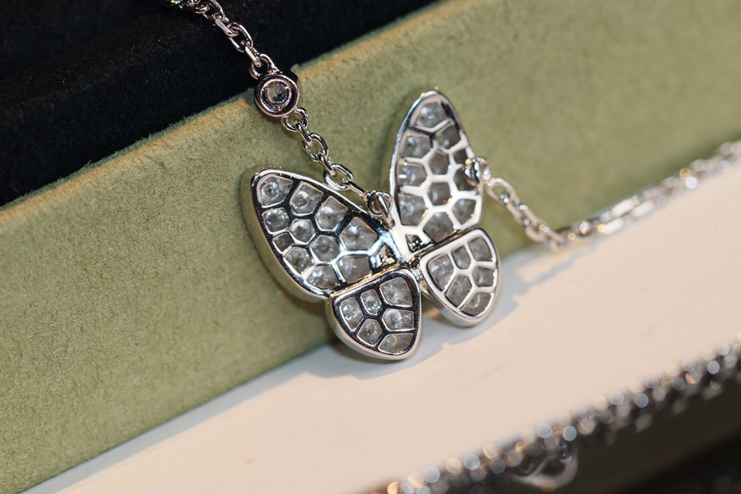 [Lumina]BUTTERFLY DIAMOND NECKLACE