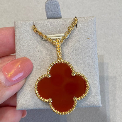 [Lumina]CLOVER 25MM NECKLACE GOLD CARNELIAN