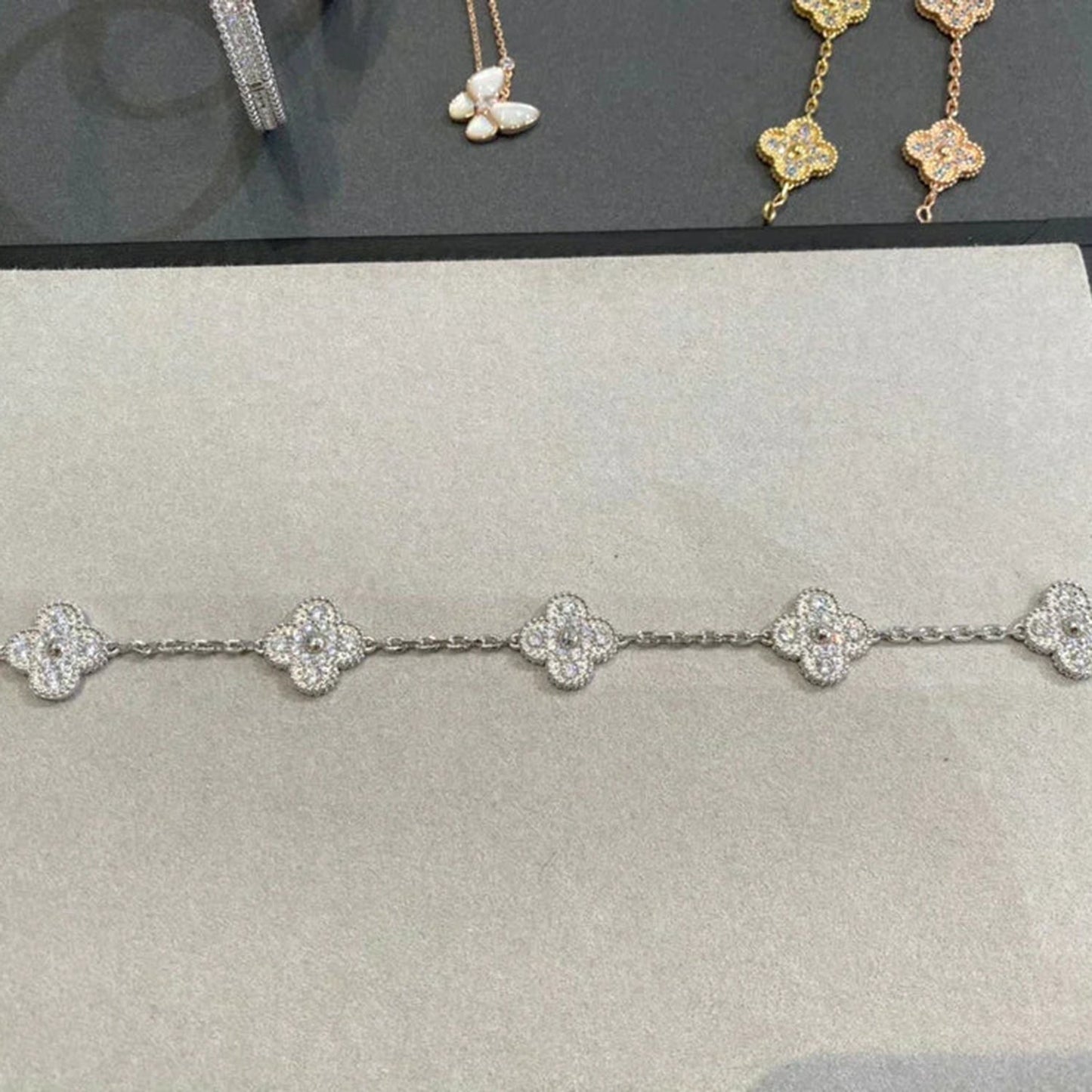 [Lumina] CLOVER 5 MOTIF FULL DIAMOND BRACELET COLLECTION