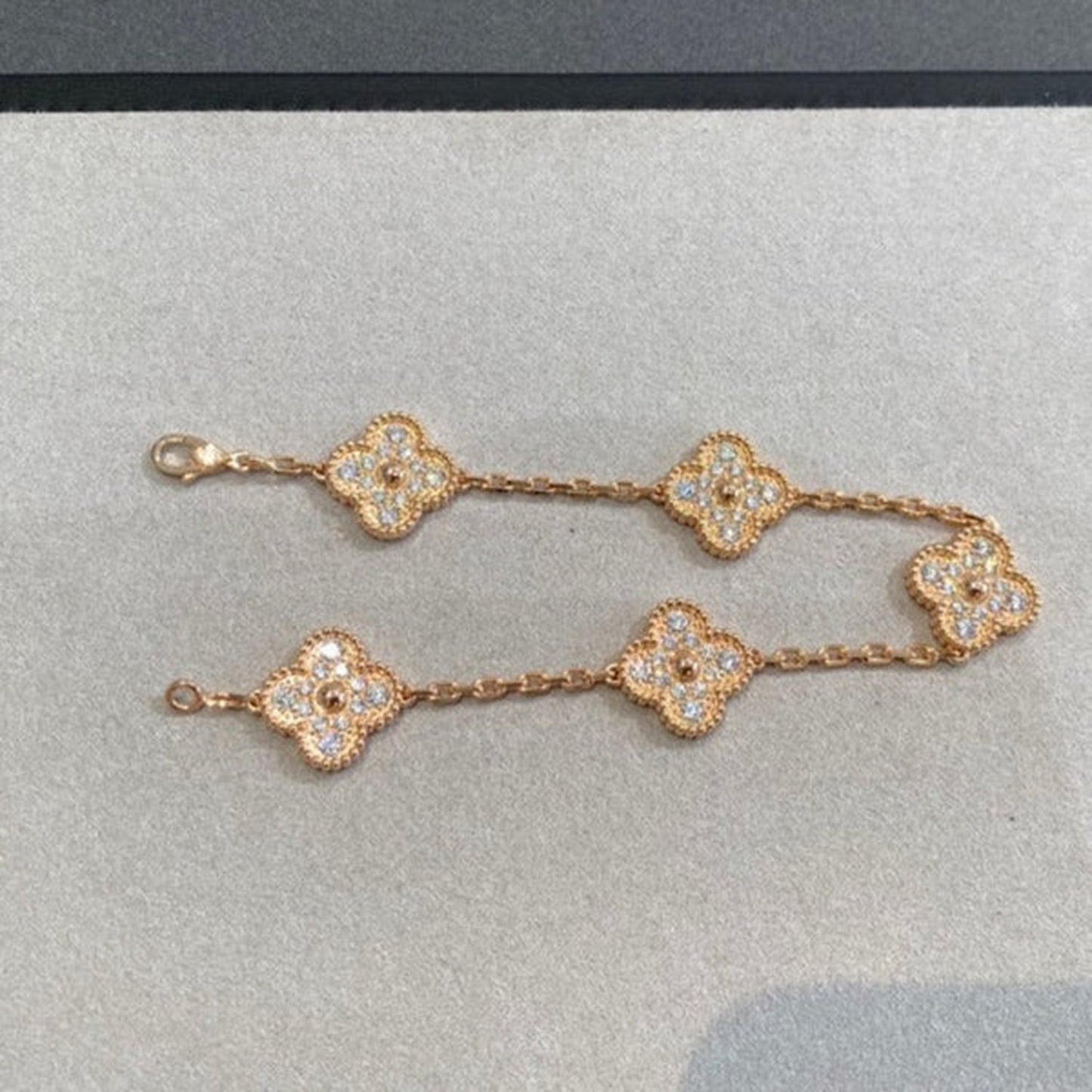 [Lumina] CLOVER 5 MOTIF FULL DIAMOND BRACELET COLLECTION