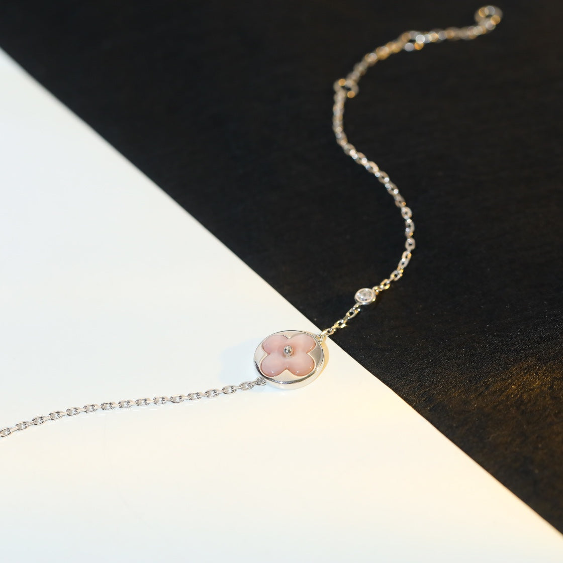 [Lumina]SUN MOTIF PINK MOP SILVER BRACELET