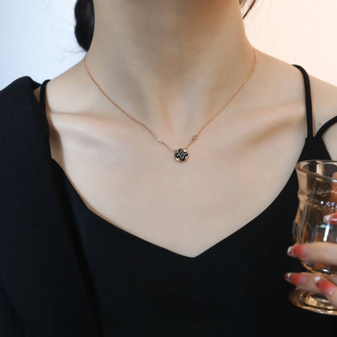 [Lumina]SUN PEDANT PINK GOLD 1 DIAMOND NECKLACE