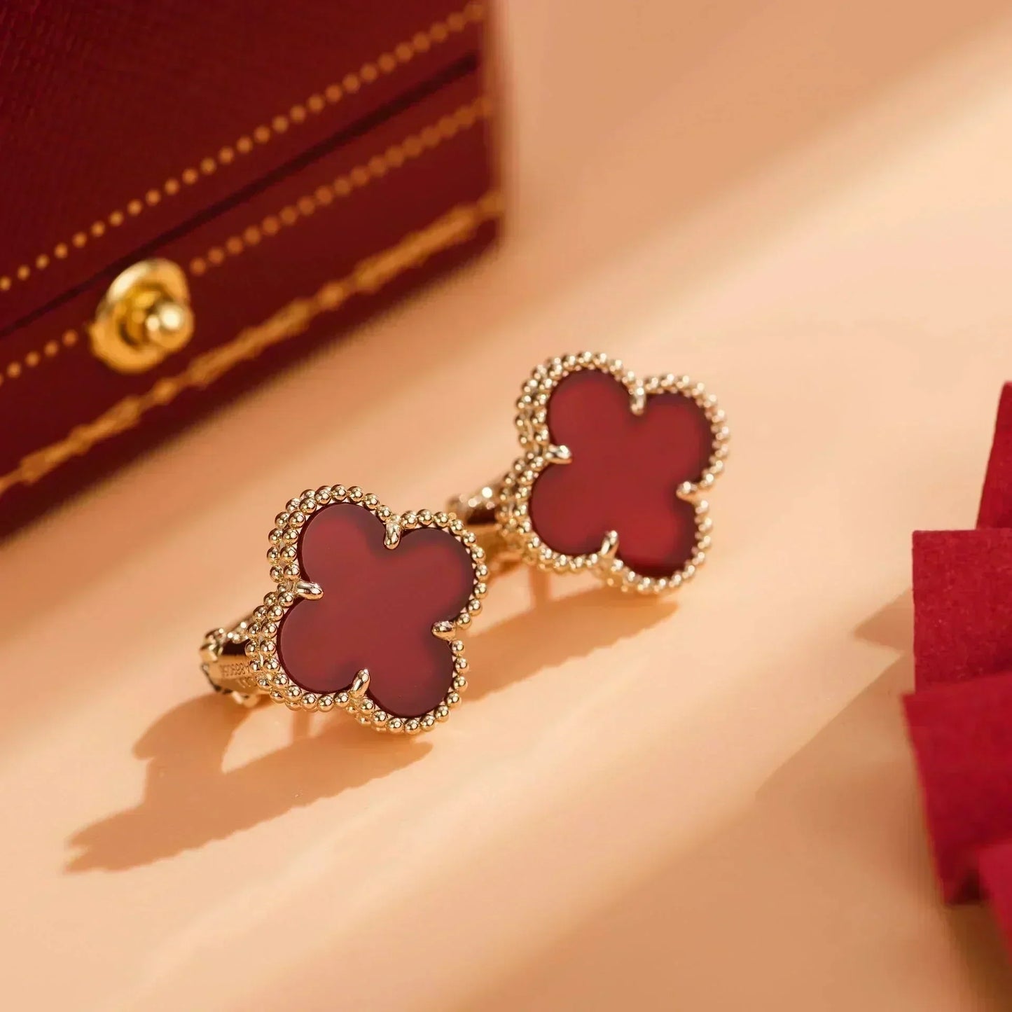 [Lumina]CLOVER MEDIUM 1 MOTIFS CARNELIAN  EARRINGS