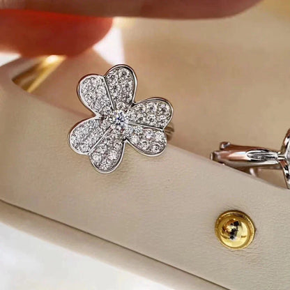 [Lumina]CLOVER COMOS DIAMOND EARRINGS SILVER