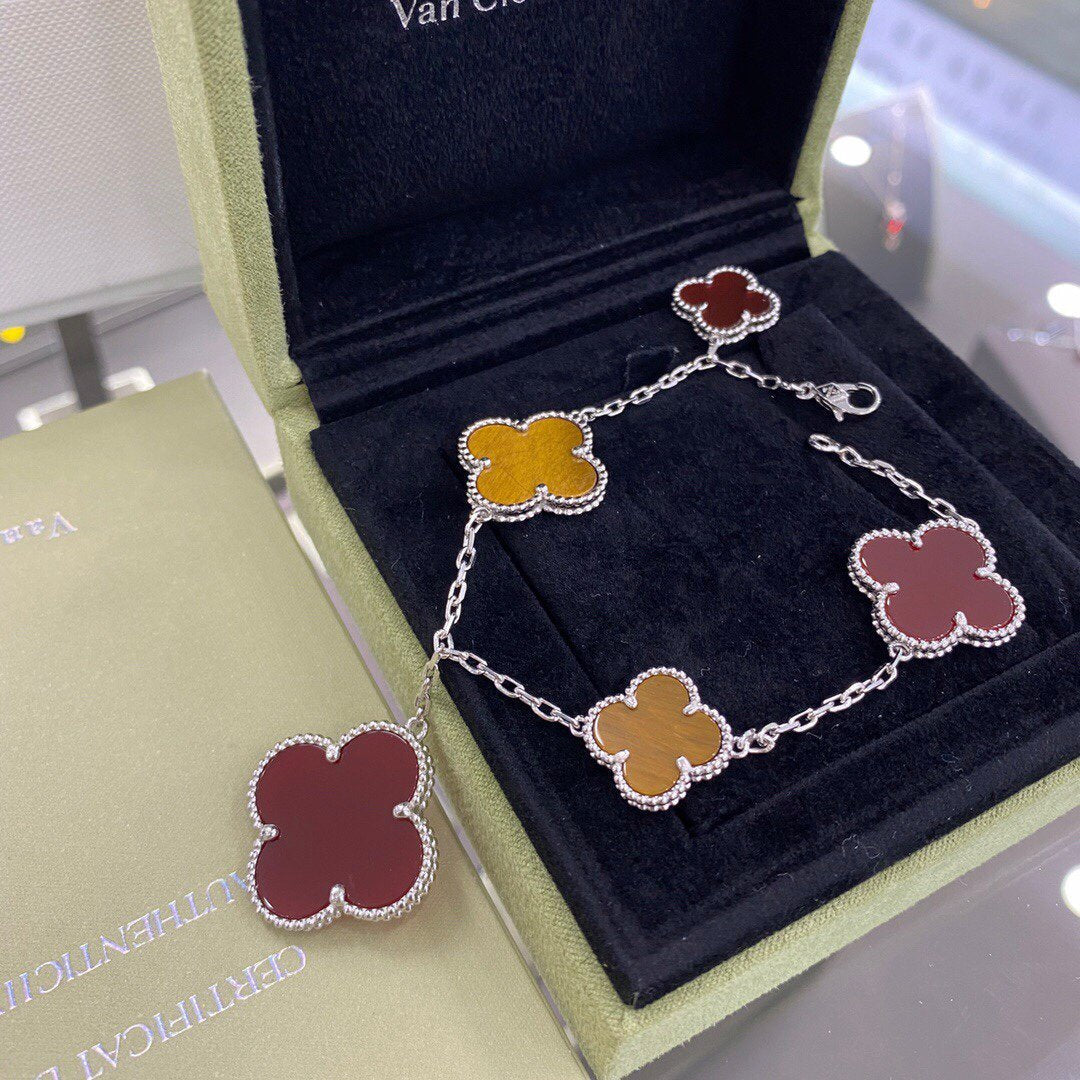 [Lumina]CLOVER 5 MOTIFS SIVLER CARNELIAN TIGER EYE BRACELET