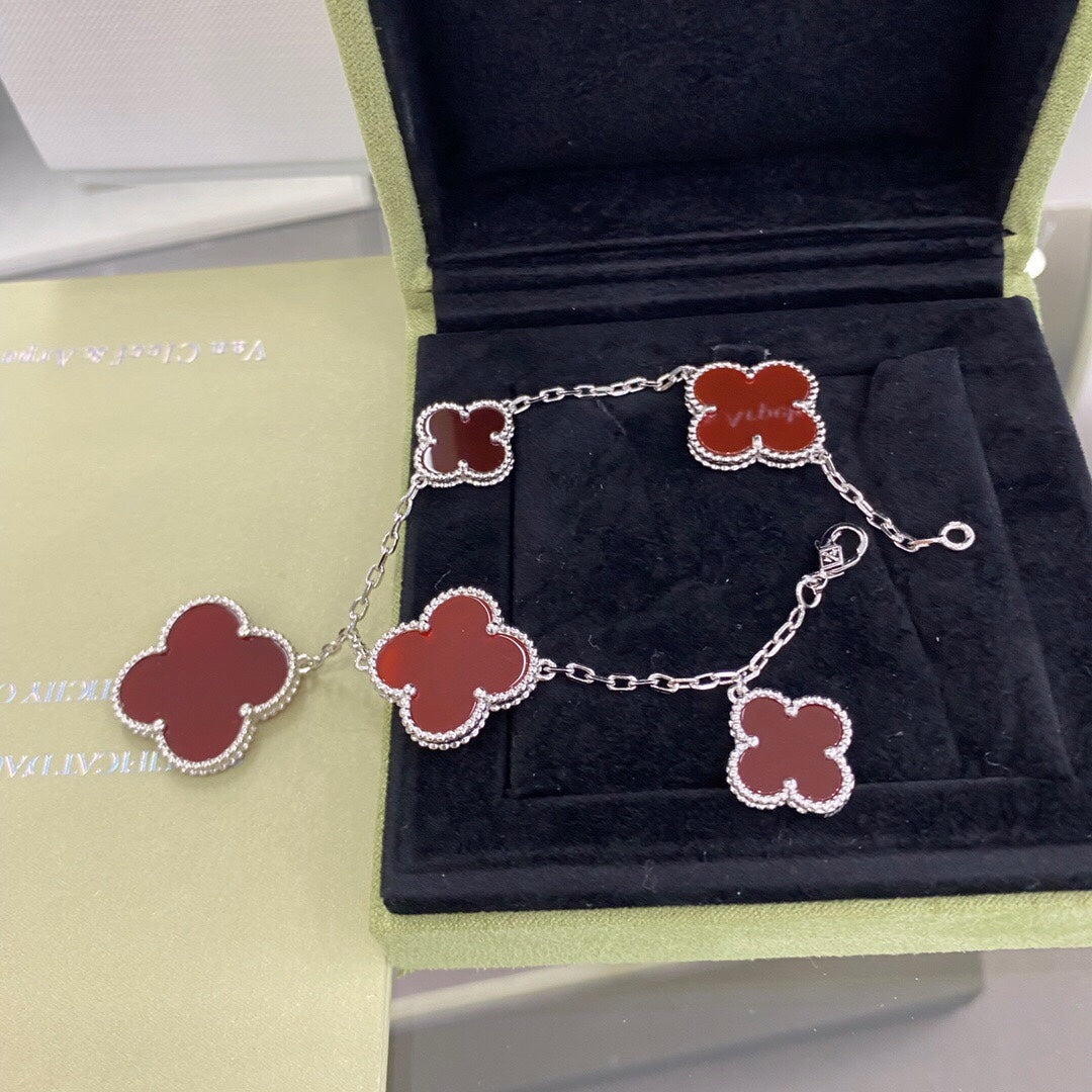 [Lumina]CLOVER 5 MOTIFS SIVLER CARNELIAN BRACELET