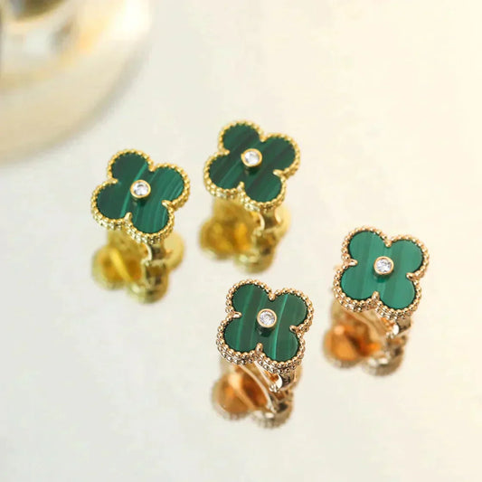[Lumina]CLOVER MEDIUM 1 MOTIFS MALACHITE DIAMOND EARRINGS