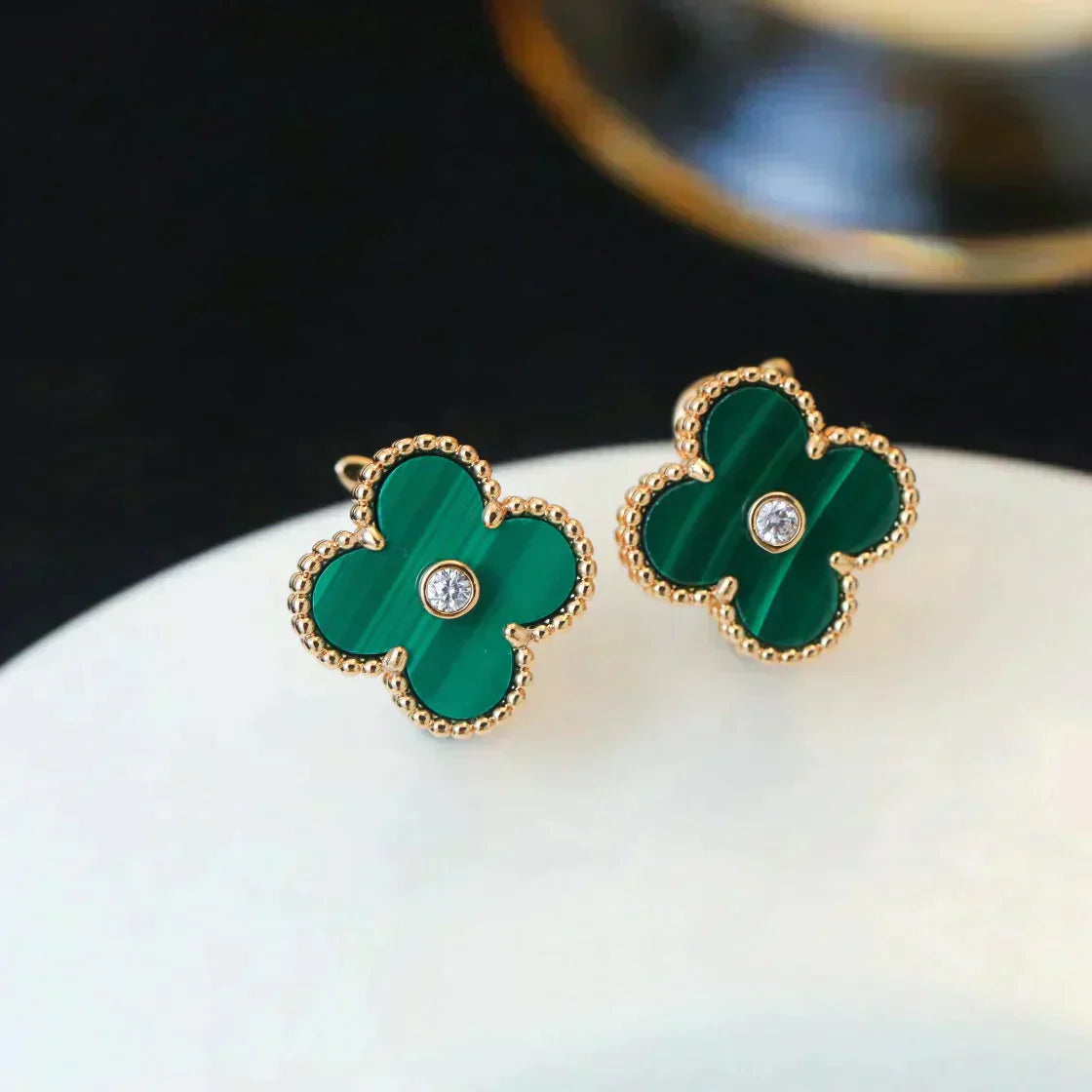 [Lumina]CLOVER MEDIUM 1 MOTIFS MALACHITE DIAMOND EARRINGS