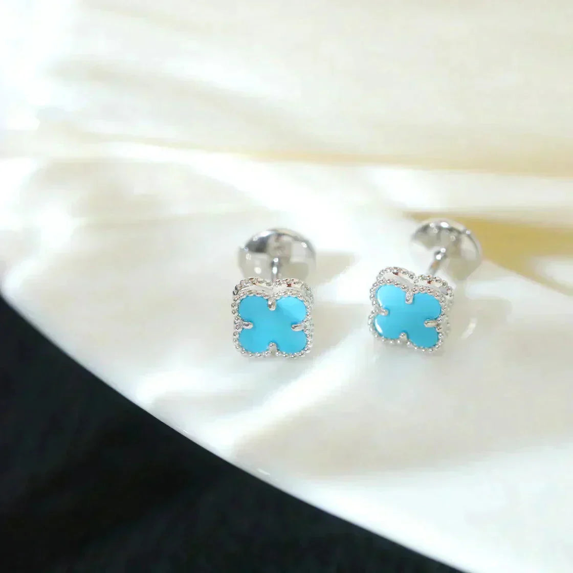 [Lumina]CLOVER MINI 9.5MM ONYX STUD EARRINGS SILVER