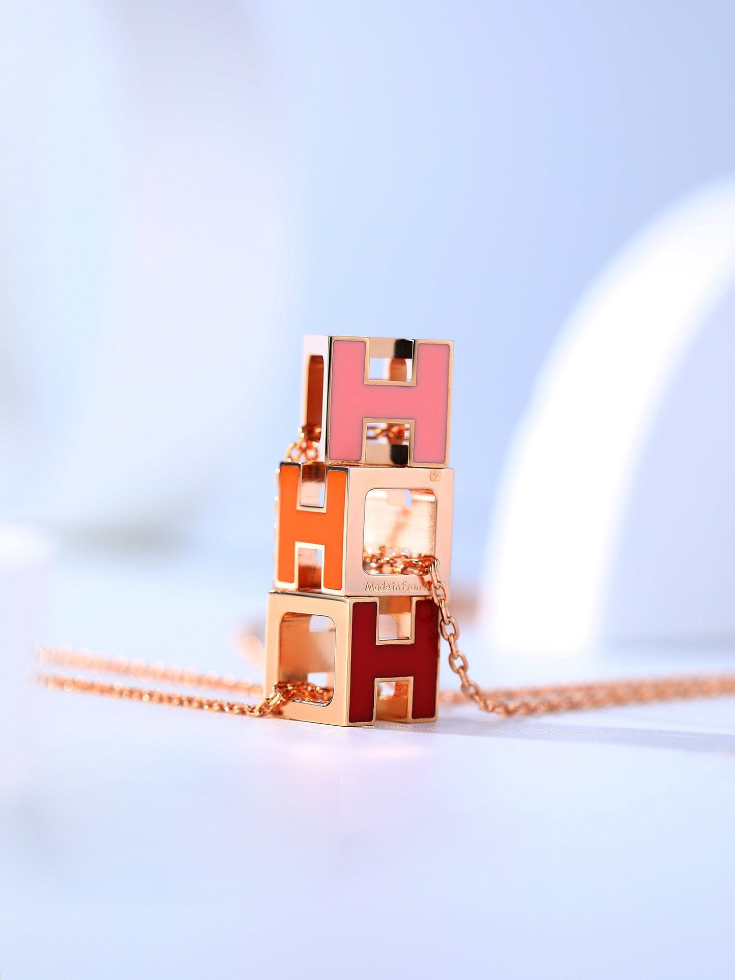 [Lumina]H CAGE PINK GOLD NECKLACE