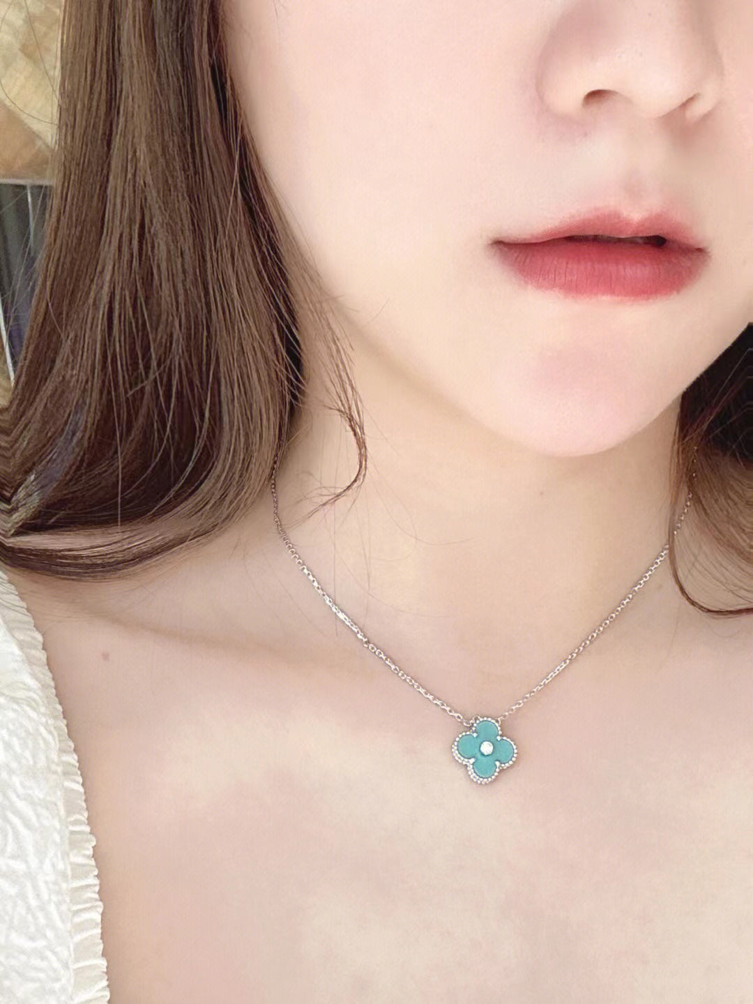 [Lumina]CLOVER 1 DIAMOND LIGHT BLUE SILVER NECKLACE