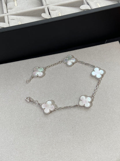 [Lumina]CLOVER WHITE PEARL MOP 5 MOTIF BRACELET COLLECTION
