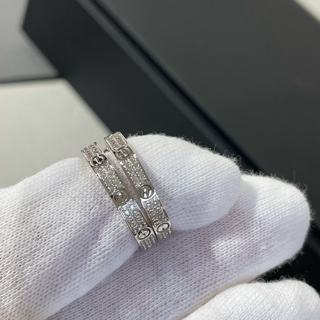 [Lumina]LOVE DIAMOND SILVER HOOP EARRINGS