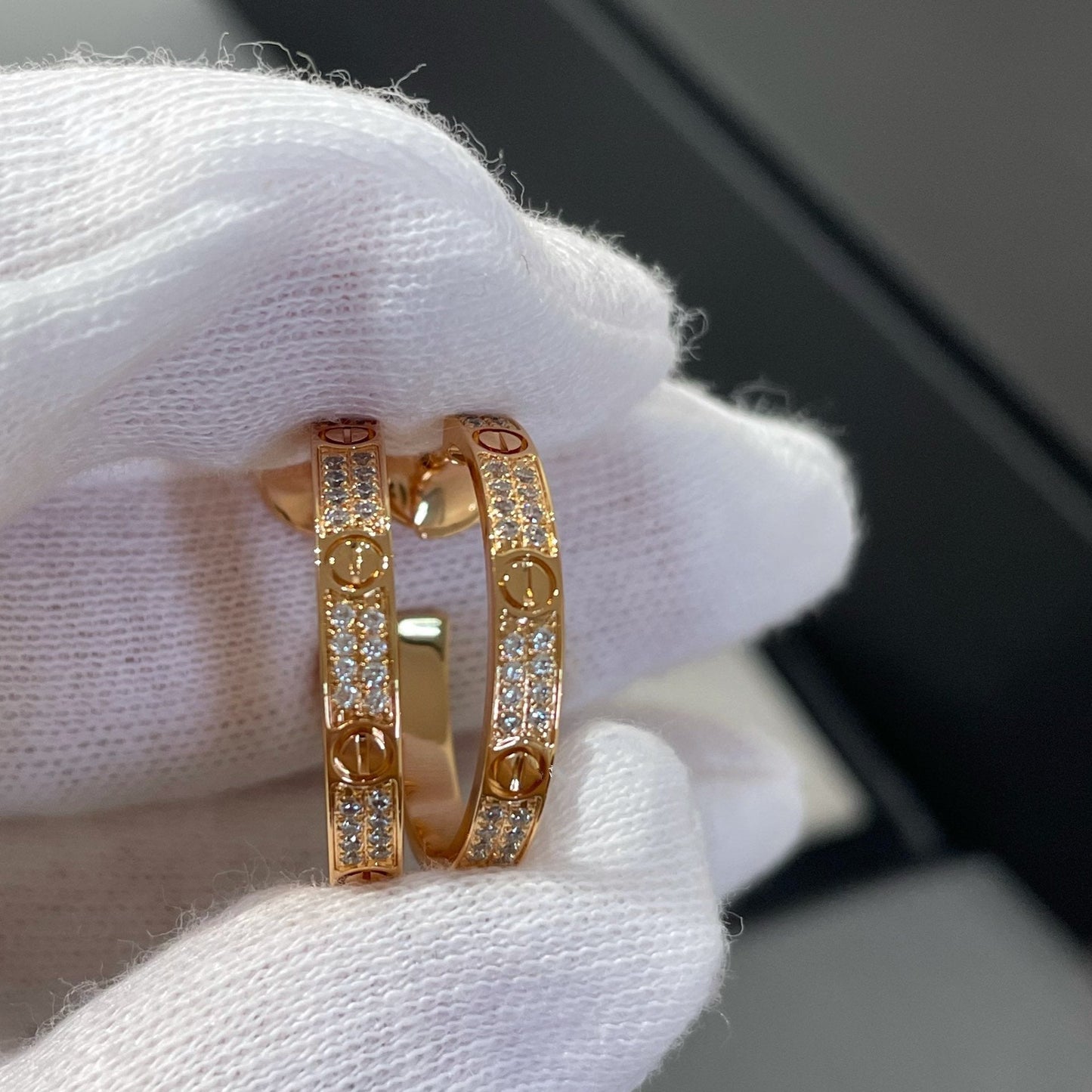 [Lumina]LOVE DIAMOND PINK GOLD HOOP EARRINGS