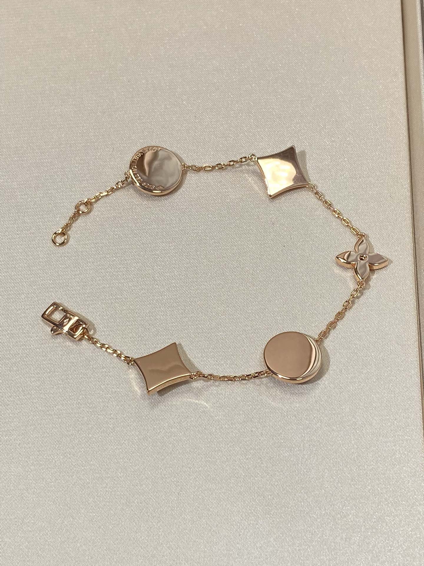 [Lumina]STAR AND SUN 5 MOTIF MOP PINK GOLD BRACELET