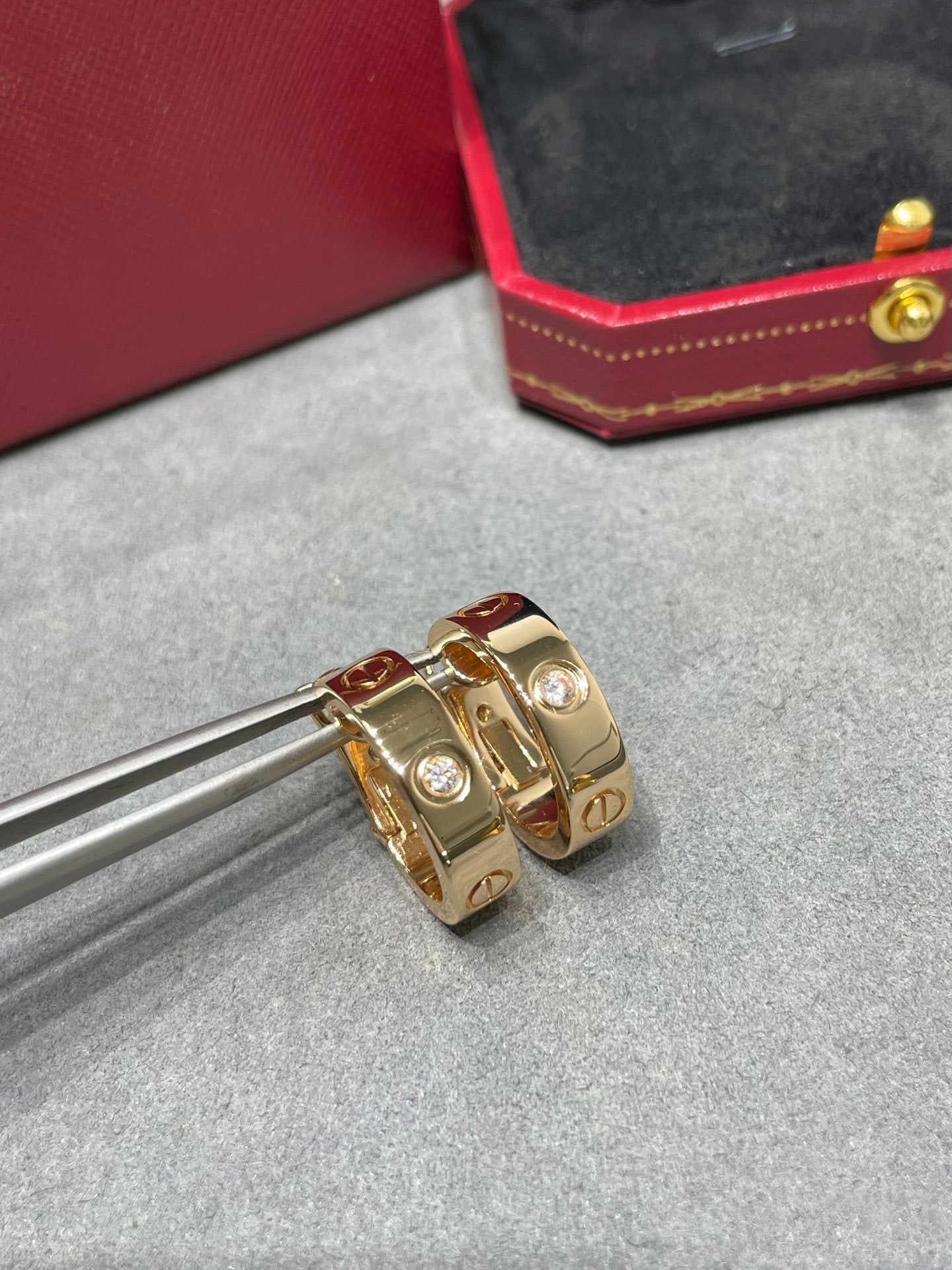 [Lumina]LOVE 5.5MM 1 DIAMOND EARRINGS