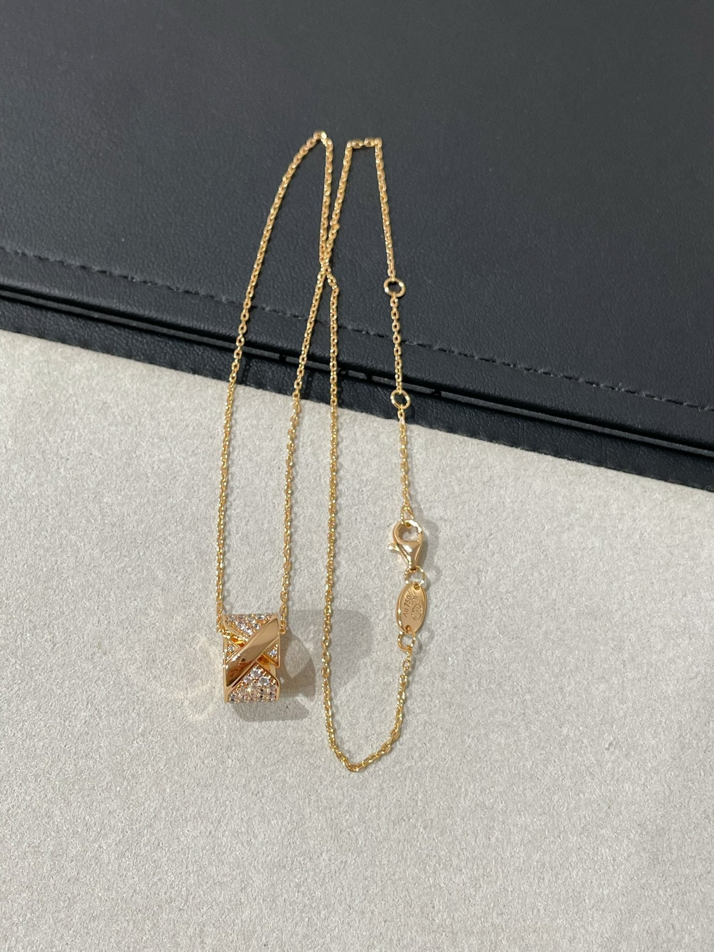 [Lumina]LIENS EVIDENCE DIAMOND PAVED NECKLACE
