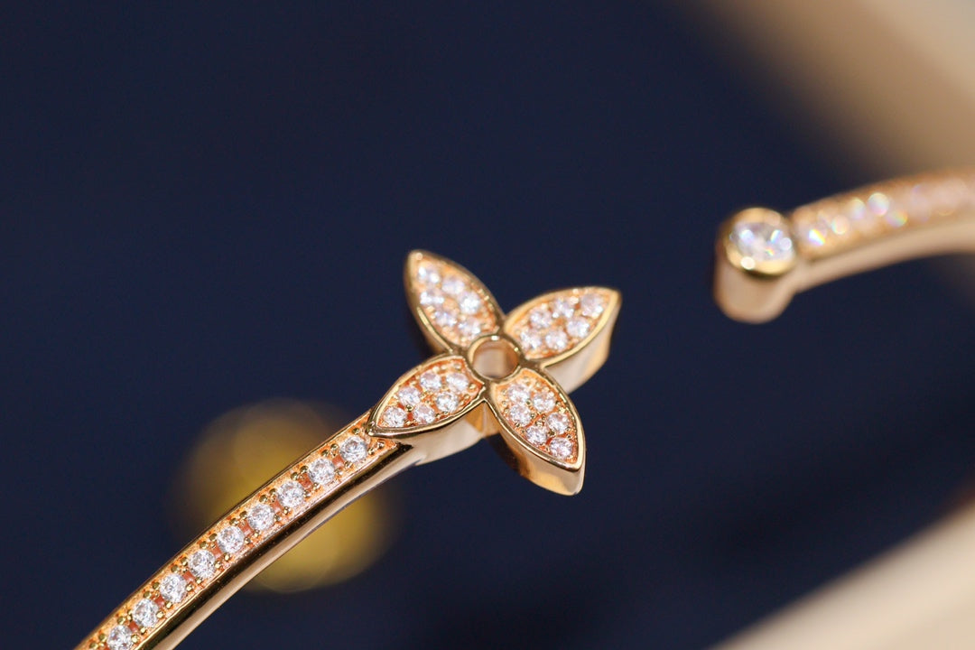 [Lumina]IDYLLE PINK GOLD OPEN BRACELET DIAMOND PAVED