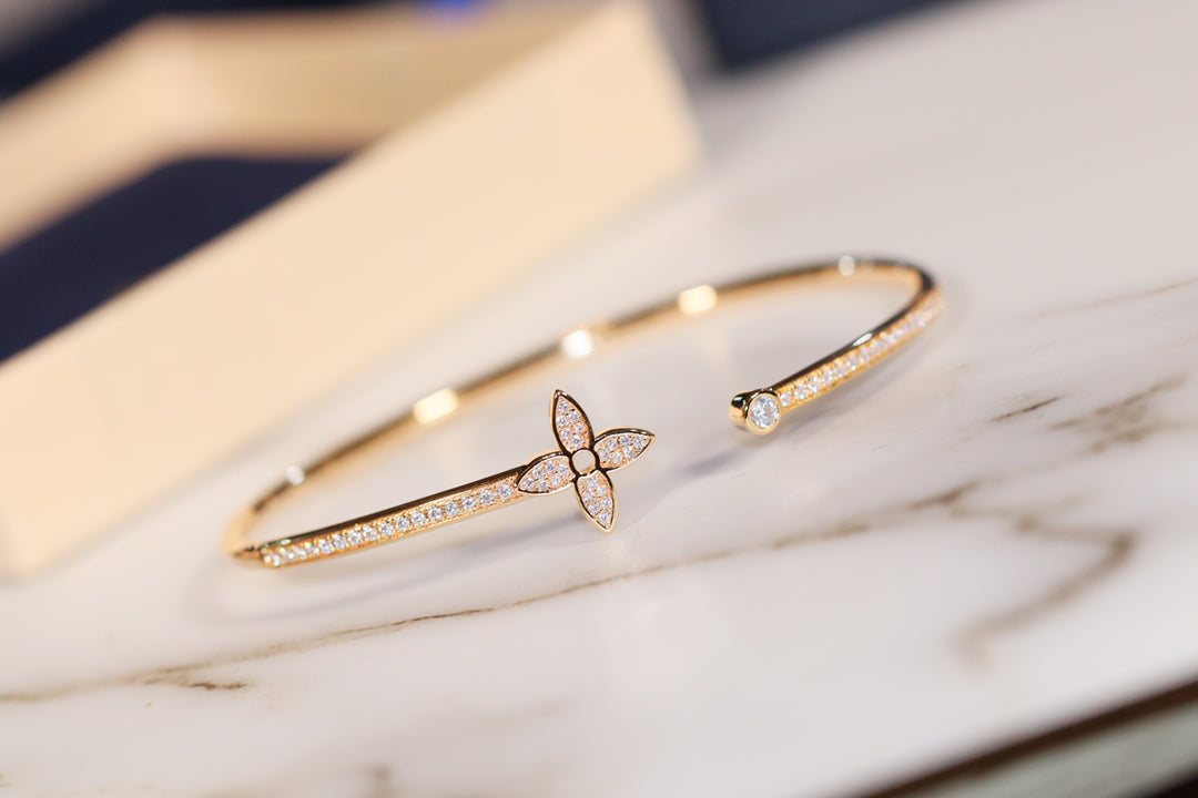 [Lumina]IDYLLE GOLD OPEN BRACELET DIAMOND PAVED