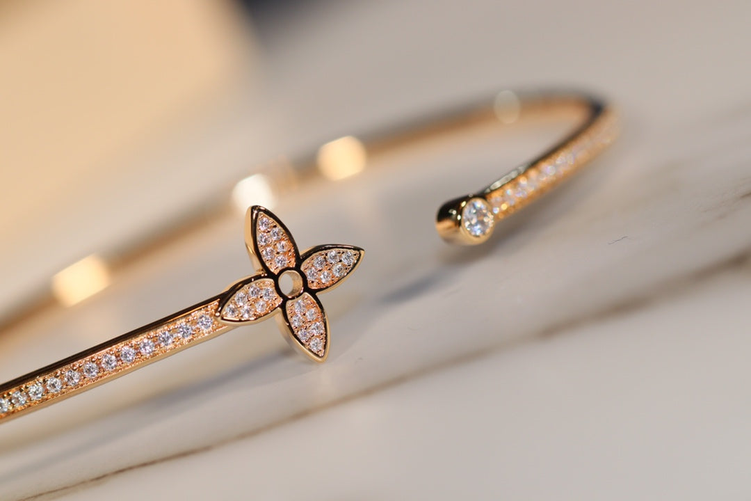 [Lumina]IDYLLE GOLD OPEN BRACELET DIAMOND PAVED