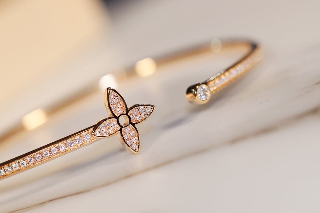 [Lumina]IDYLLE GOLD OPEN BRACELET DIAMOND PAVED