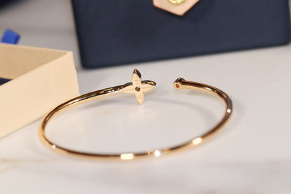 [Lumina]IDYLLE GOLD OPEN BRACELET DIAMOND PAVED