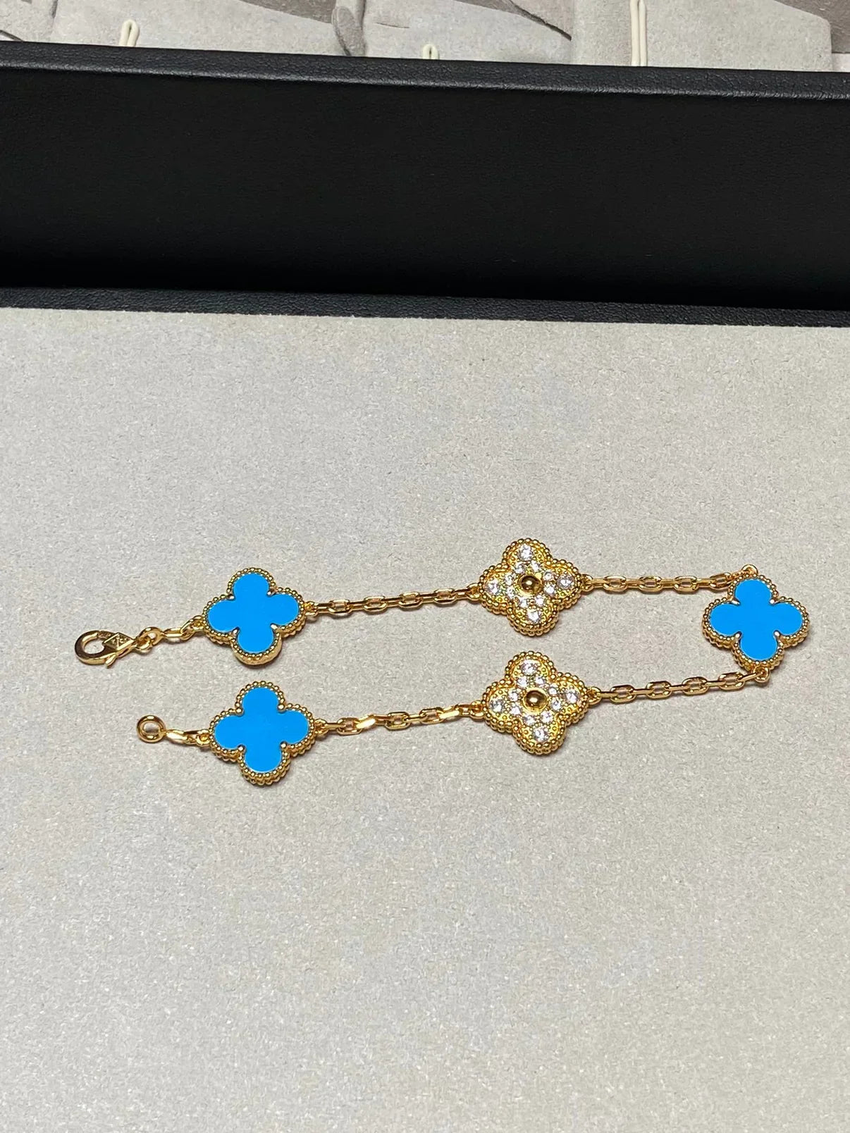 [Lumina] CLOVER 5 MOTIF BLUE AGATE BRACELET COLLECTION