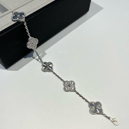 [Lumina] CLOVER 5 MOTIF LASER BRACELET COLLECTION