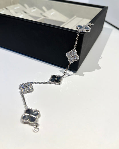 [Lumina] CLOVER 5 MOTIF LASER BRACELET COLLECTION